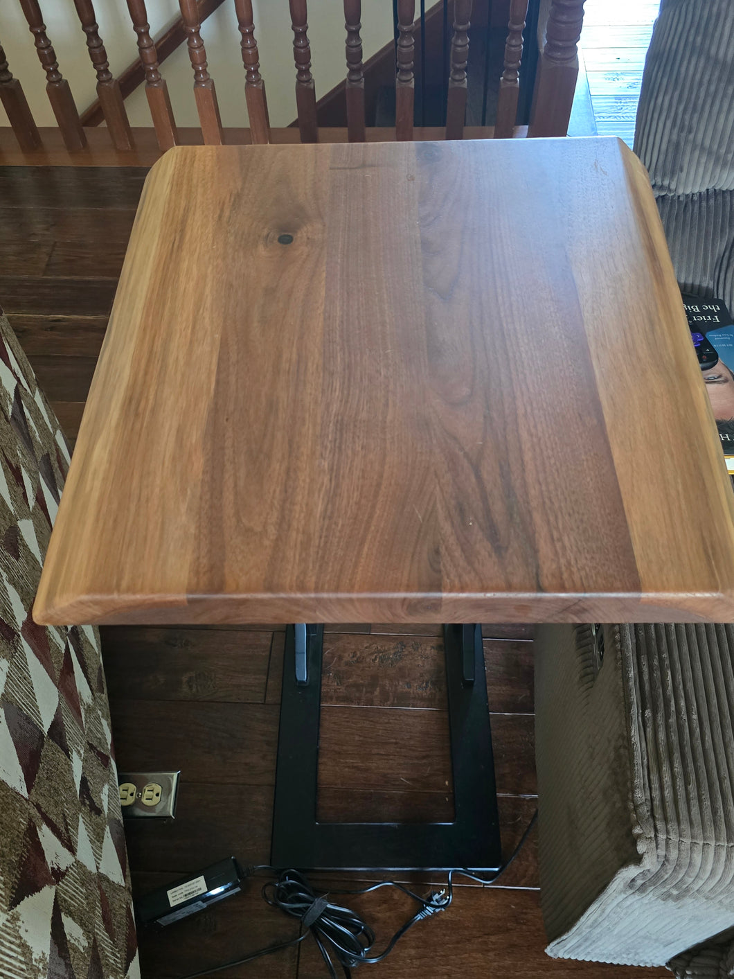 AMISH SOFA SERVER